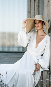 VESTIDO LARGO RESBALADIZO EN BLANCO